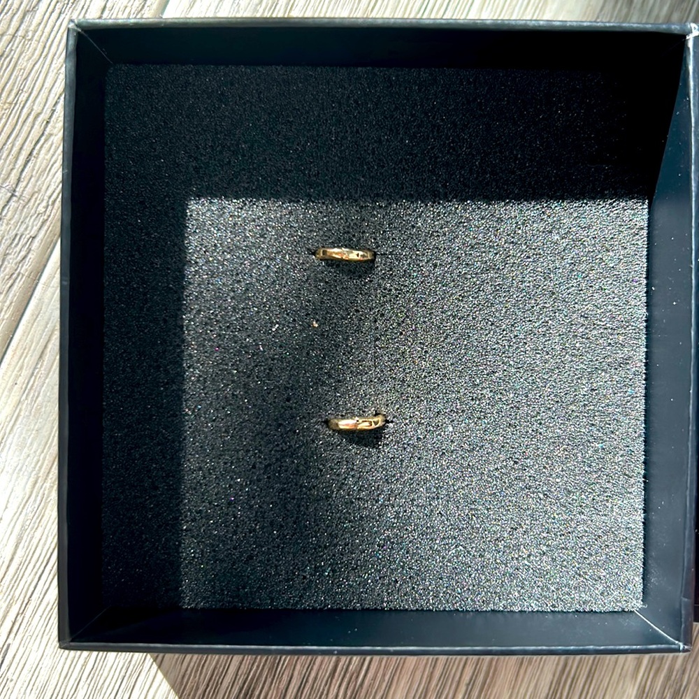 10mm size gold hoops
